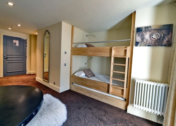 Guest rooms
