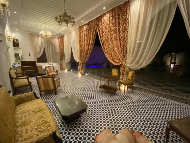 Palais Shazam & Spa