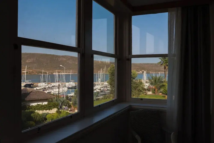 Marin Alacati Hotel
