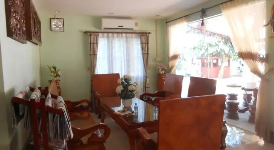 Lien Kham Hotel