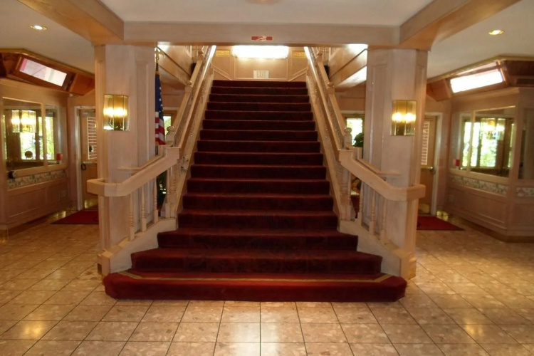 Arena Hotel