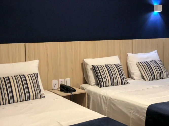 Standard Triple room