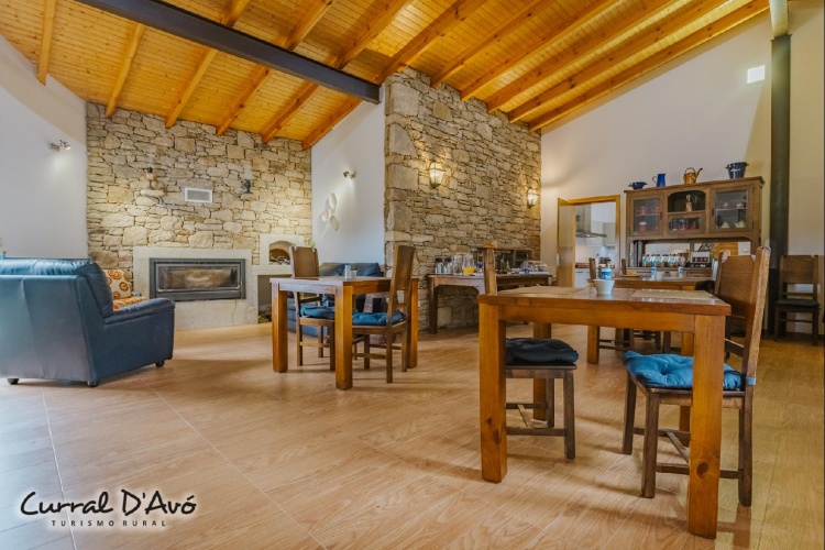Curral D Avó