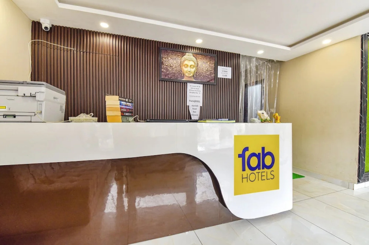 Fabexpress Park Residency I