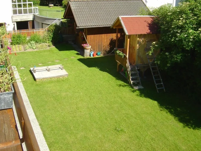 3 Bedrooms Apartment