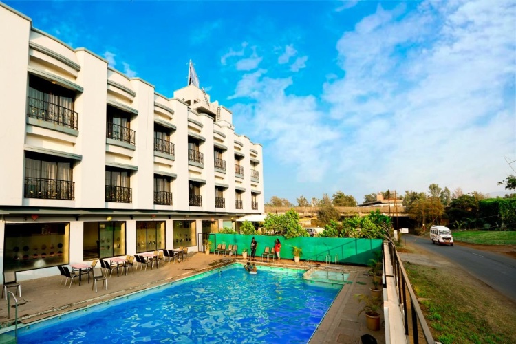 Deluxe room with balcony