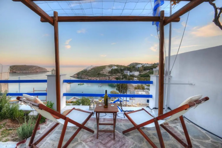 Deck1Syros Premium Apartments