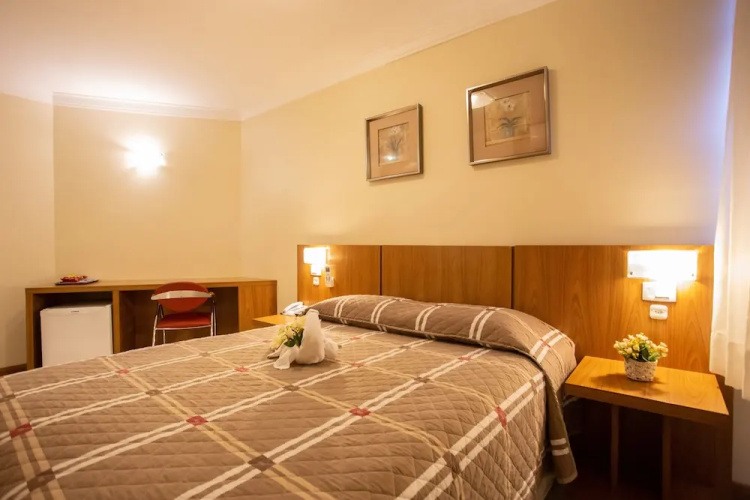 Barbur Center Hotel