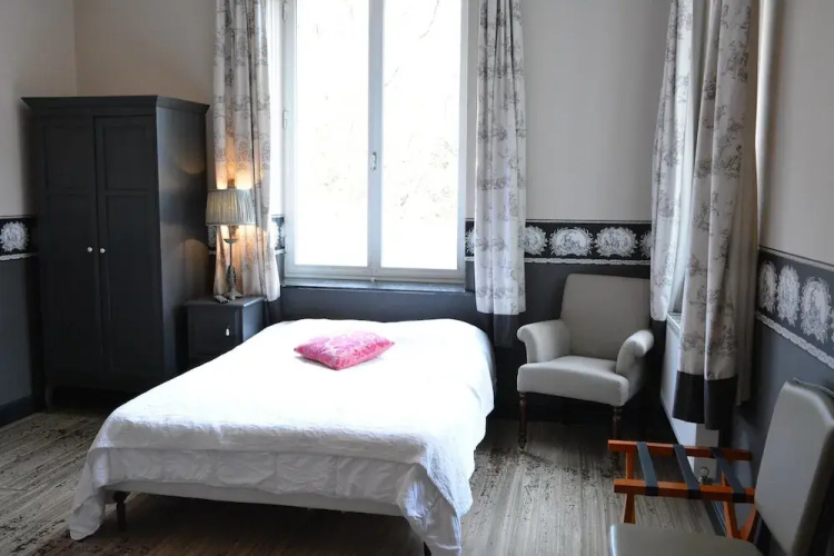 Villa in Coo Near Waterfalls With Pool