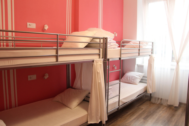 Lorf Hostel&Apartments