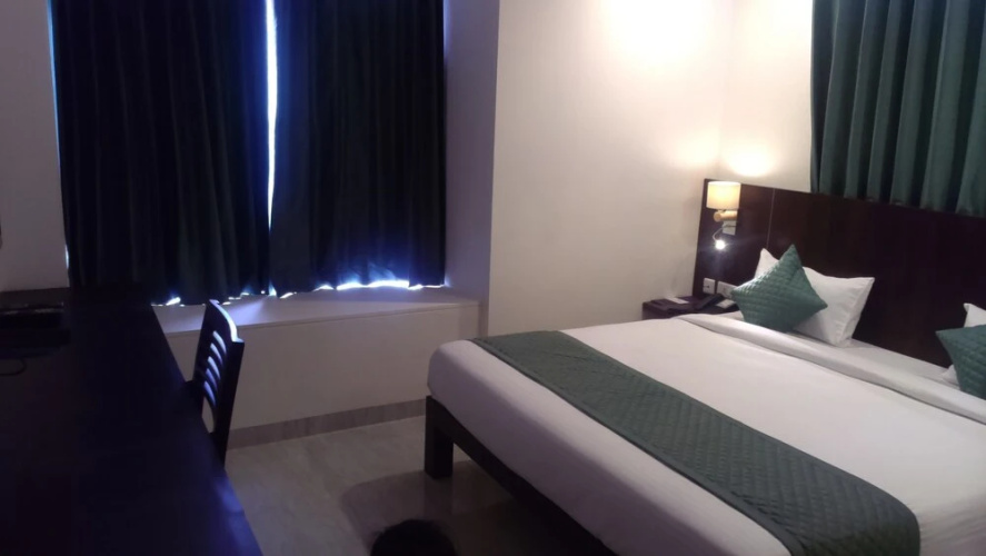 Hotel Radiant Star