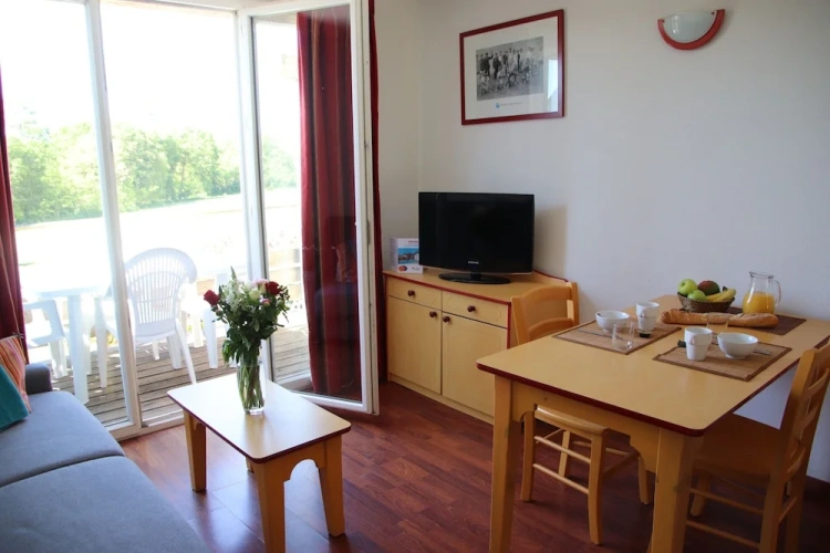 1 Bedroom Apartment with balcony