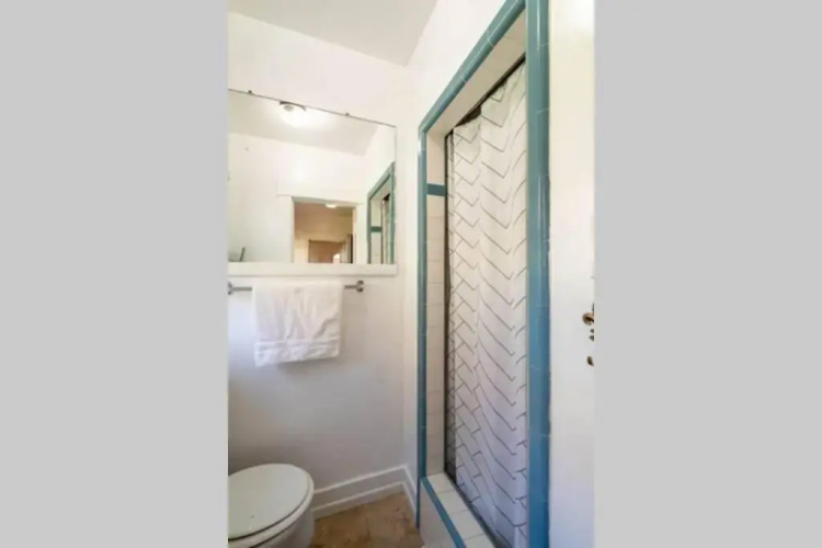 Hollywood - King Beds - Large Patio