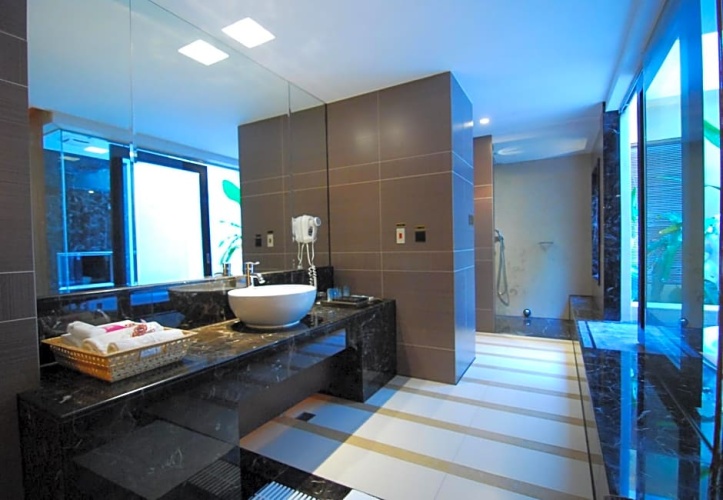 Standard Double room with view