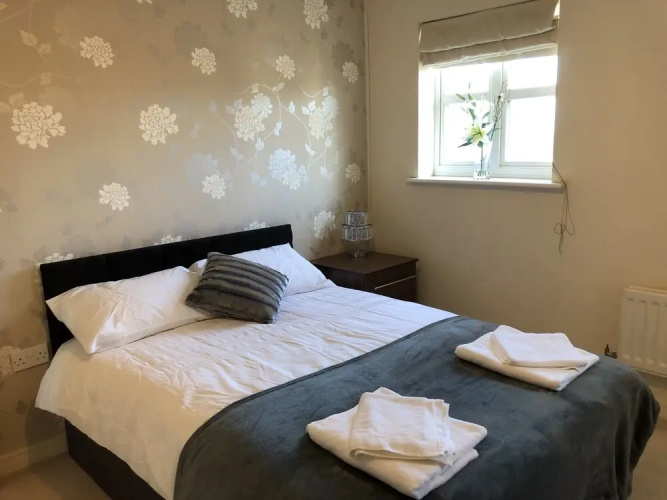 Ebbsfleet/bluewater River View Apartment