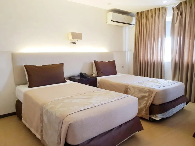 Imperial Palace Suites