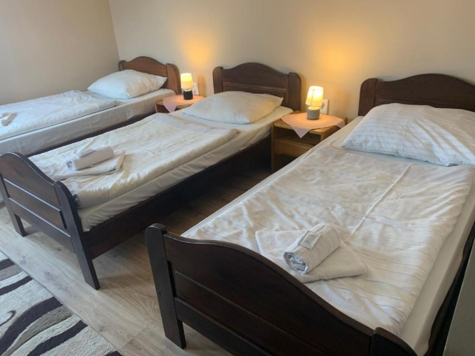 Standard Triple room with view
