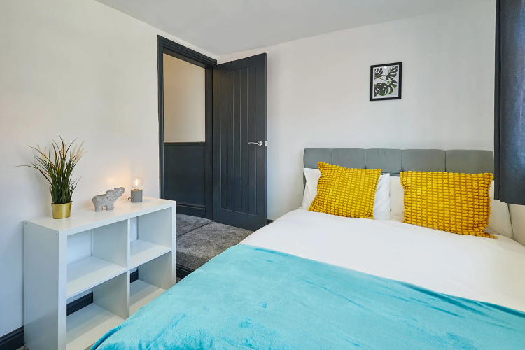 Host Stay Rathbone Road