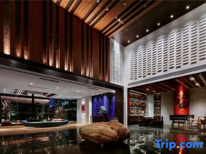 Manyue Select Holiday Hotel