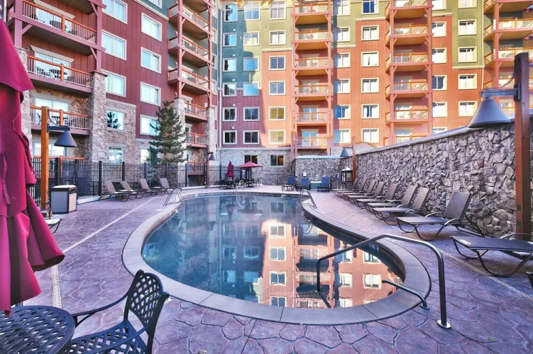 3701a Westgate 1 Bedroom Condo by RedAwning