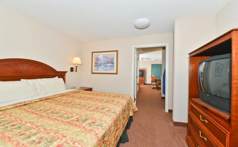 BlissPoint Inn & Suites