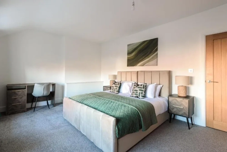 Deluxe Apartment