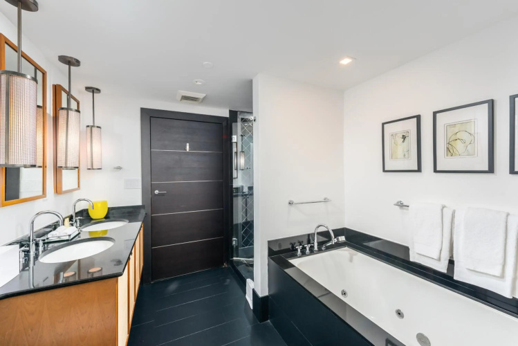 Oceanview Private Condo at The Setai -1901N2
