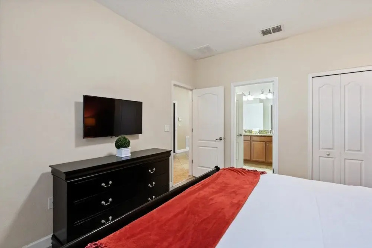 1437 Moon Valley Dr