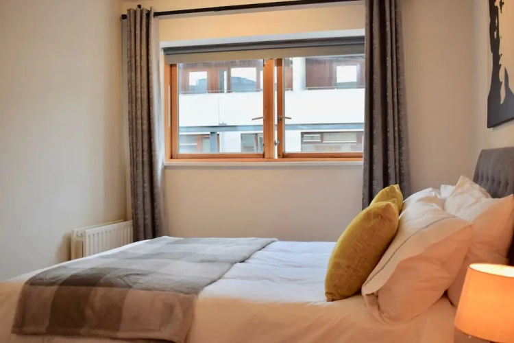Modern Flat Near Dublin Castle