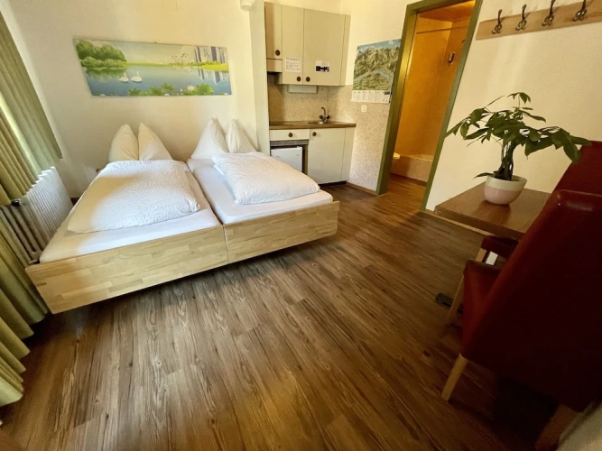 Standard Twin Apartment