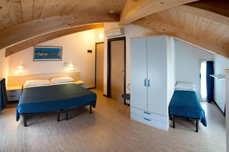 Superior Quadruple room