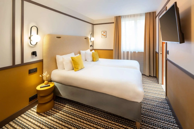 Standard Twin room