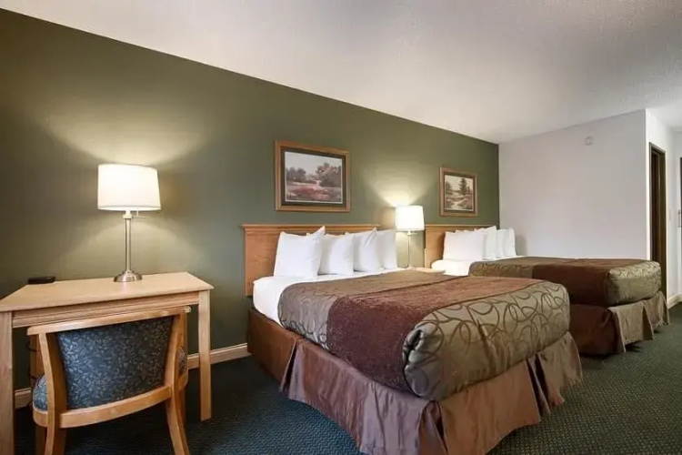 Baymont Inn and Suites Robinson
