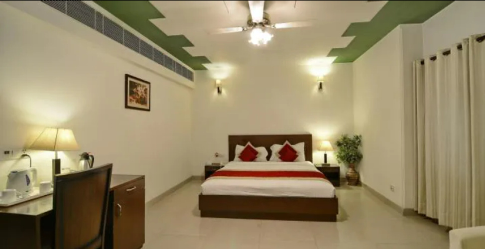Deluxe Single room