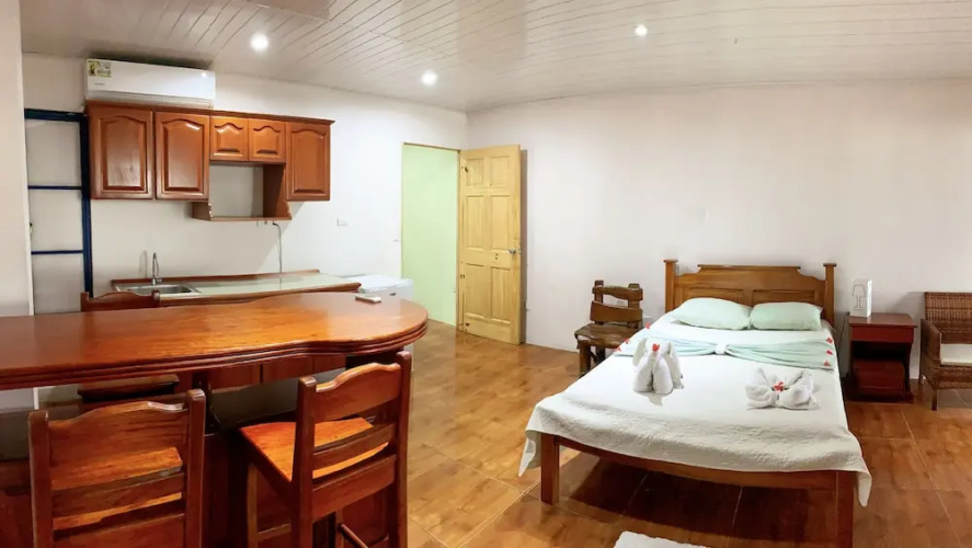 Los Coquitos Lodge