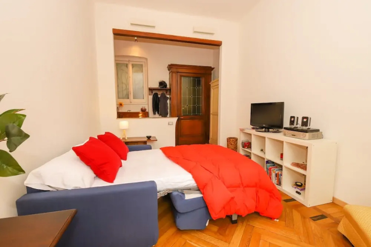 JOIVY Franci's House