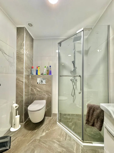 Modern One Bedroom Apartment