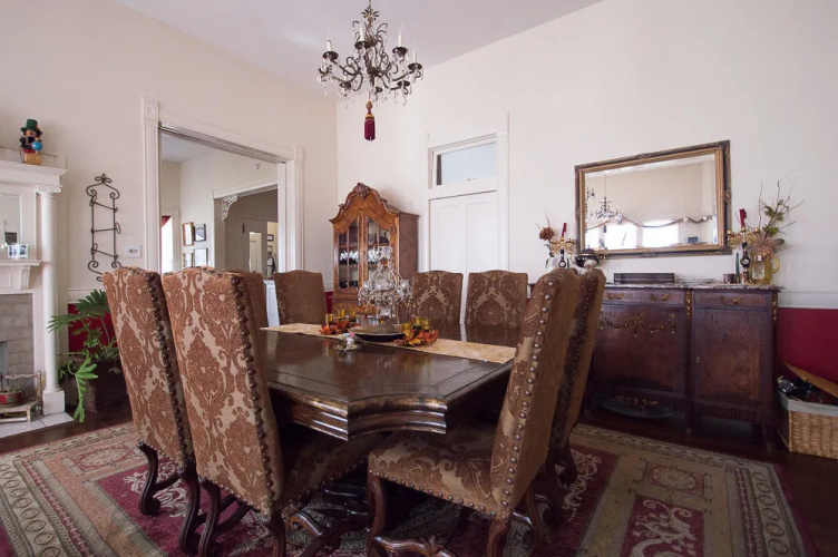 Munzesheimer Manor B&B