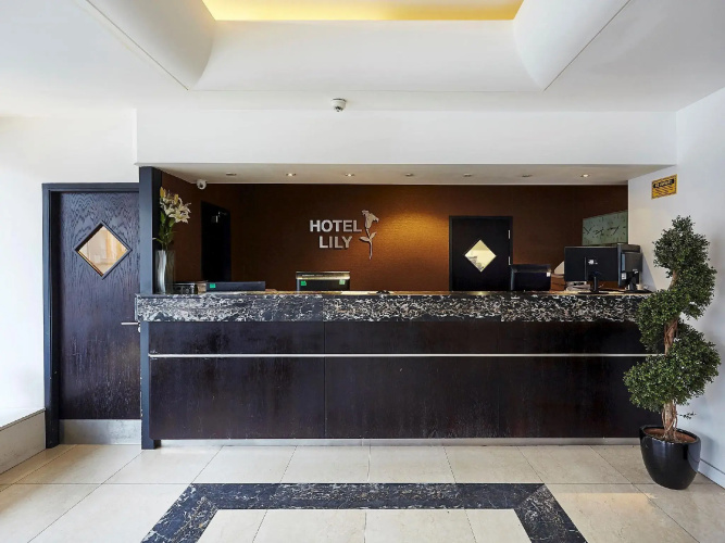 Hotel Lily