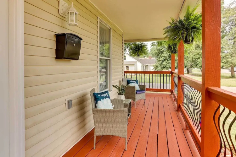 Louisville Apartment - Walk to Restaurants!