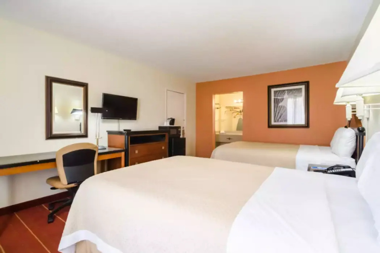 Rodeway Inn Hotel Greensboro