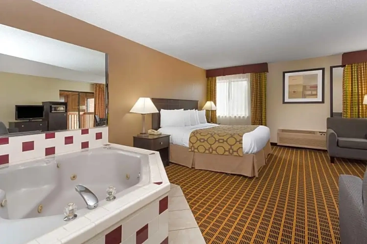 Deluxe Double Suite