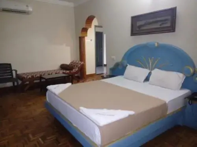 Hotel Chithra