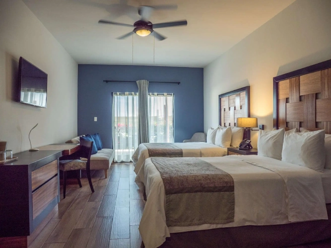 Deluxe Quadruple Suite