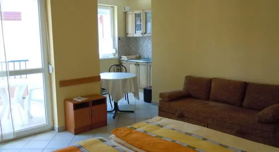 Apartman Era