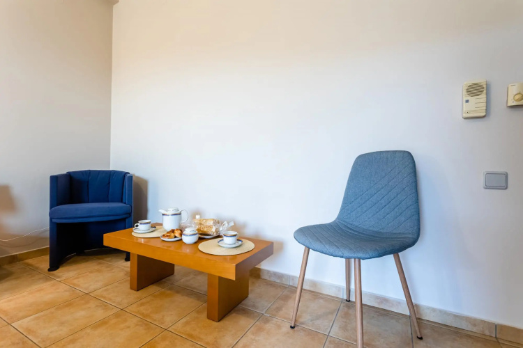 Kitries Summer Getaway - Eden Cozy Suite