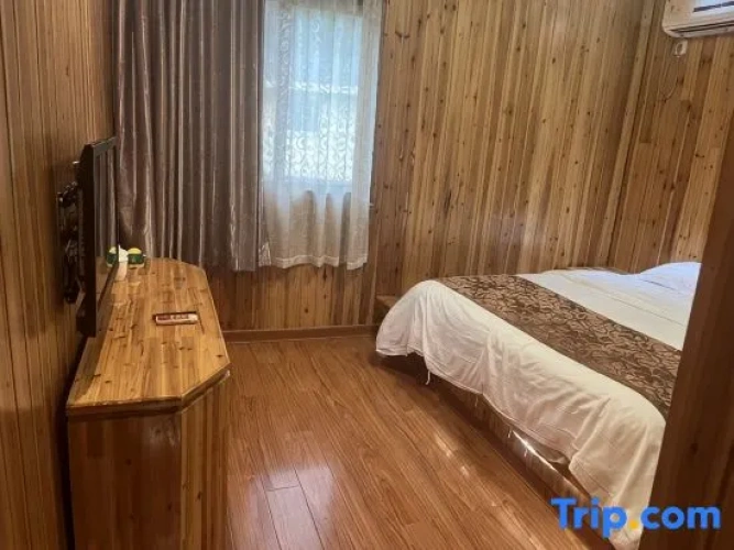 2 Bedrooms Suite