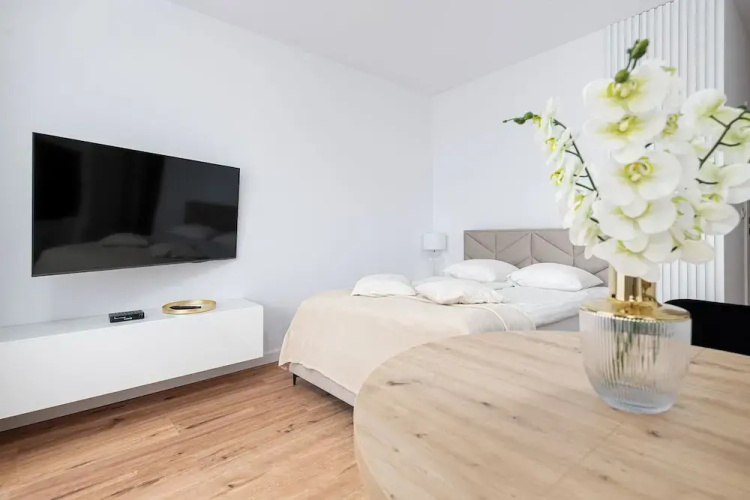 RentPlanet - Studio Źródłowa