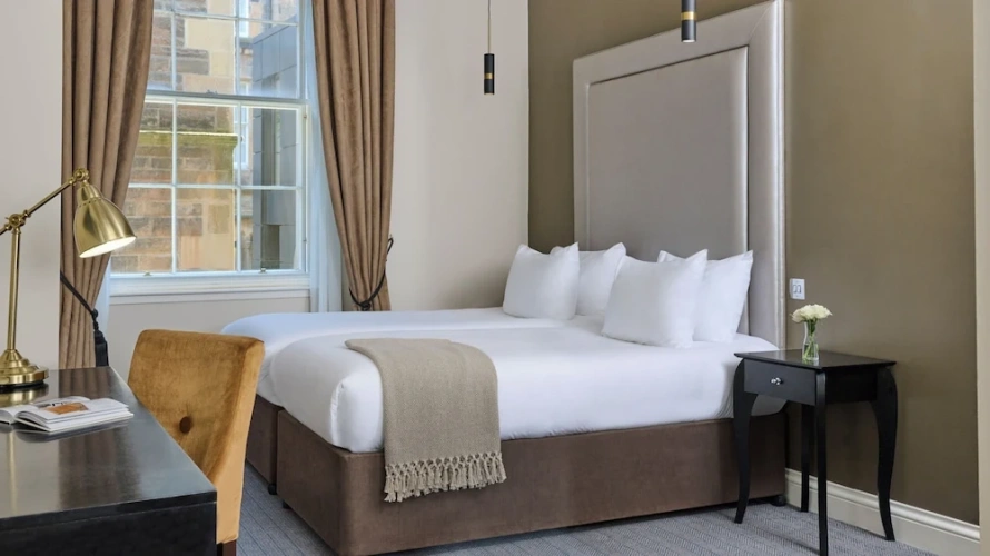 Classic Deluxe Twin room