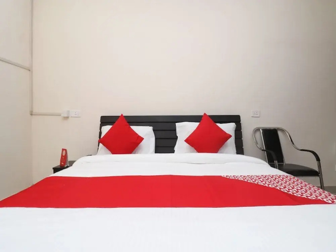Aviraj By OYO Rooms